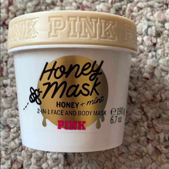 PINK Victoria's Secret Other - NWT VS Pink Face and Body Mask